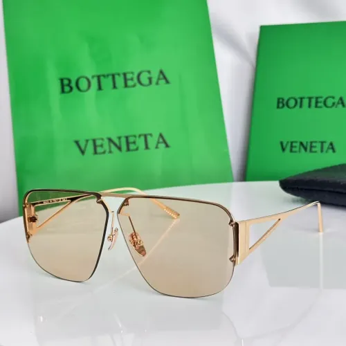 Bottega Veneta AAA Quality Sunglasses #1424357