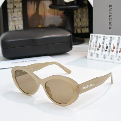 Balenciaga AAA Quality Sunglasses #1424375 $60.00 USD, Wholesale Replica Balenciaga AAA Quality Sunglasses