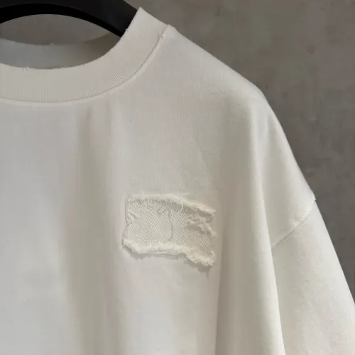Replica Burberry T-Shirts Short Sleeved For Unisex #1424478 $56.00 USD for Wholesale