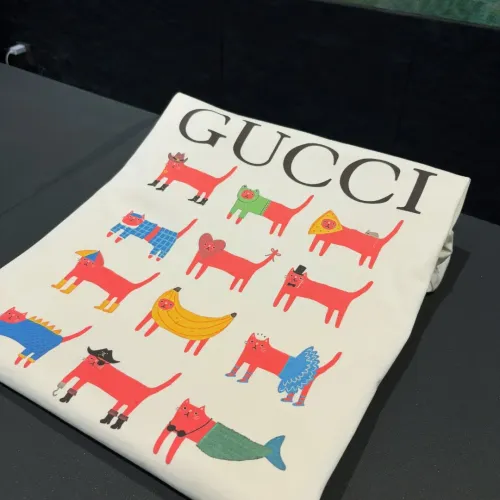 Replica Gucci T-Shirts Short Sleeved For Unisex #1424602 $34.00 USD for Wholesale