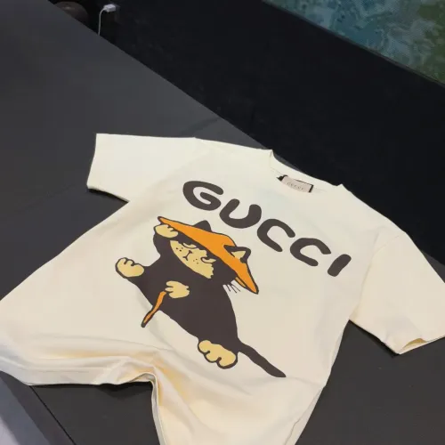 Replica Gucci T-Shirts Short Sleeved For Unisex #1424605 $34.00 USD for Wholesale