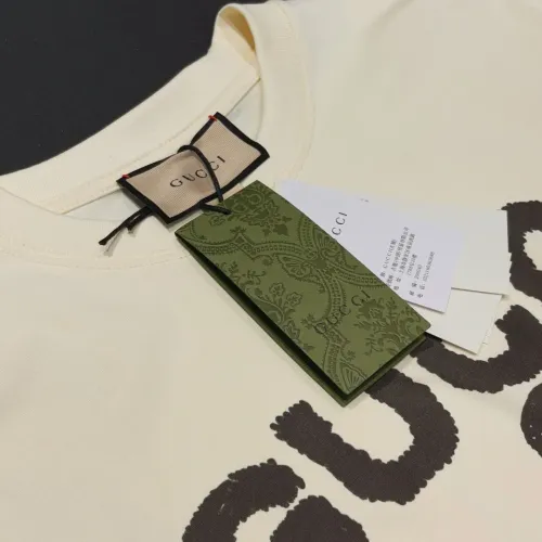 Replica Gucci T-Shirts Short Sleeved For Unisex #1424608 $34.00 USD for Wholesale
