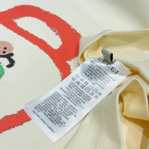 Replica Gucci T-Shirts Short Sleeved For Unisex #1424610 $34.00 USD for Wholesale