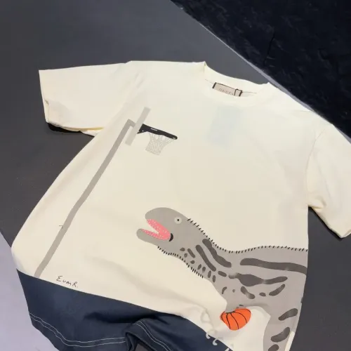 Replica Gucci T-Shirts Short Sleeved For Unisex #1424622 $34.00 USD for Wholesale