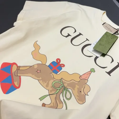 Replica Gucci T-Shirts Short Sleeved For Unisex #1424623 $34.00 USD for Wholesale