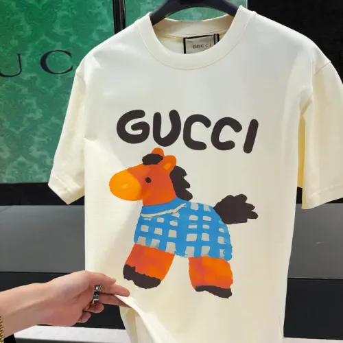 Replica Gucci T-Shirts Short Sleeved For Unisex #1424624 $34.00 USD for Wholesale
