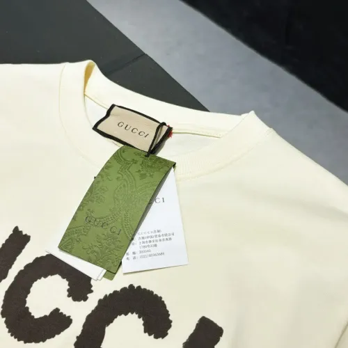 Replica Gucci T-Shirts Short Sleeved For Unisex #1424626 $34.00 USD for Wholesale