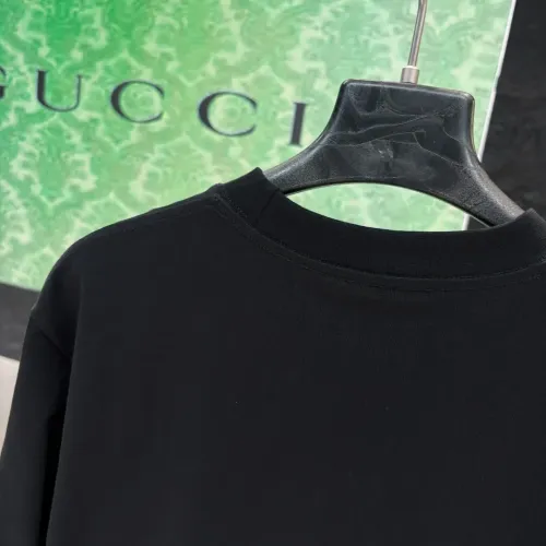 Replica Gucci T-Shirts Short Sleeved For Unisex #1424633 $34.00 USD for Wholesale