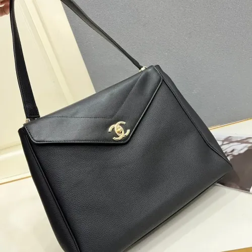 Replica Chanel AAA Quality Shoulder Bags #1424986 $105.00 USD for Wholesale