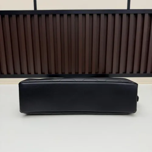 Replica Chanel AAA Quality Shoulder Bags #1424999 $88.00 USD for Wholesale