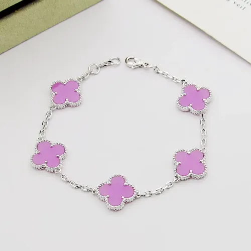 Van Cleef & Arpels Bracelets For Women #1425061