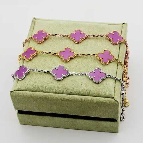 Replica Van Cleef & Arpels Bracelets For Women #1425062 $27.00 USD for Wholesale