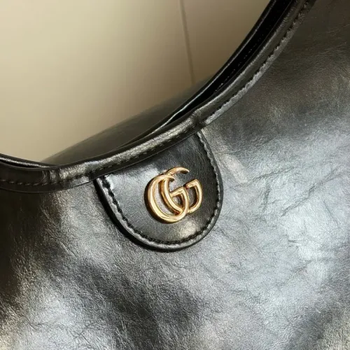 Replica Gucci AAA Quality Handbags For Women #1425204 $85.00 USD for Wholesale