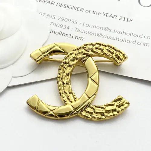 Chanel Brooches For Women #1425328 $34.00 USD, Wholesale Replica Chanel Brooches