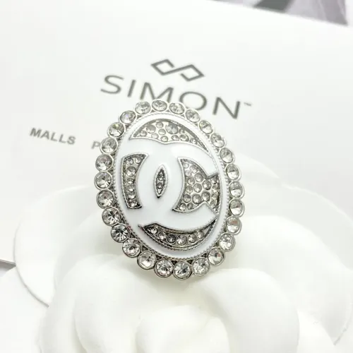 Chanel Brooches For Women #1425374 $29.00 USD, Wholesale Replica Chanel Brooches