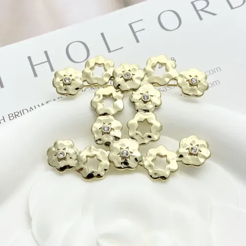 Chanel Brooches For Women #1425380 $32.00 USD, Wholesale Replica Chanel Brooches