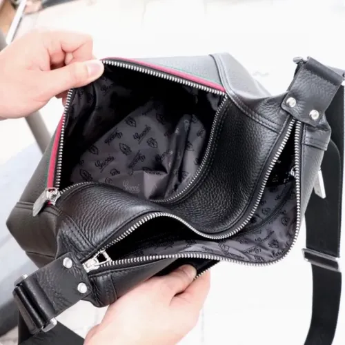 Replica Gucci AAA Man Messenger Bags #1425753 $88.00 USD for Wholesale