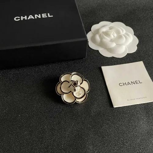 Replica Chanel Brooches For Women #1426272 $27.00 USD for Wholesale