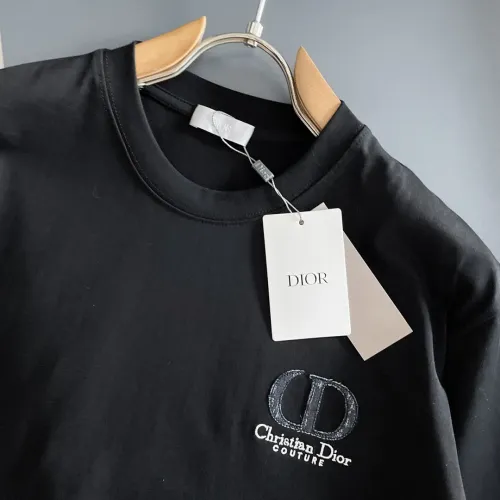 Replica Christian Dior T-Shirts Short Sleeved For Unisex #1426671 $42.00 USD for Wholesale