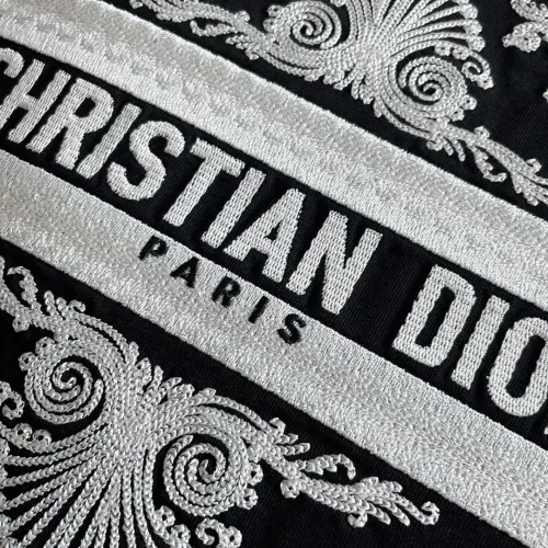 Replica Christian Dior T-Shirts Short Sleeved For Unisex #1426675 $42.00 USD for Wholesale