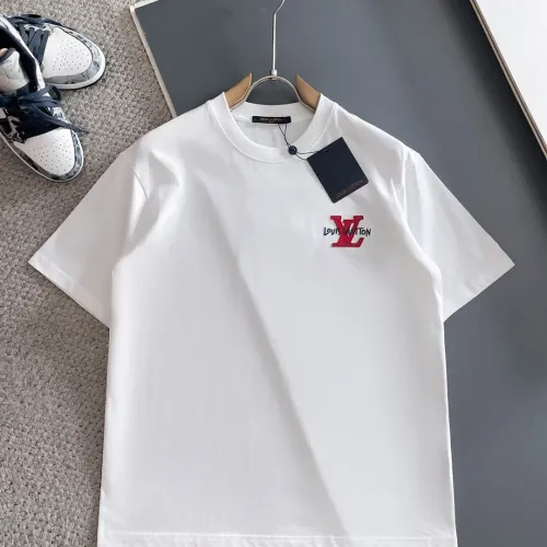 Replica Louis Vuitton LV T-Shirts Short Sleeved For Unisex #1426697 $42.00 USD for Wholesale