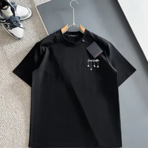 Replica Louis Vuitton LV T-Shirts Short Sleeved For Unisex #1426701 $42.00 USD for Wholesale