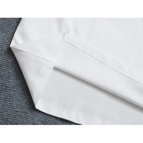 Replica Louis Vuitton LV T-Shirts Short Sleeved For Unisex #1427002 $38.00 USD for Wholesale