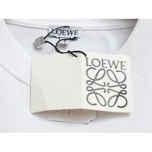 Replica LOEWE T-Shirts Short Sleeved For Unisex #1427023 $38.00 USD for Wholesale