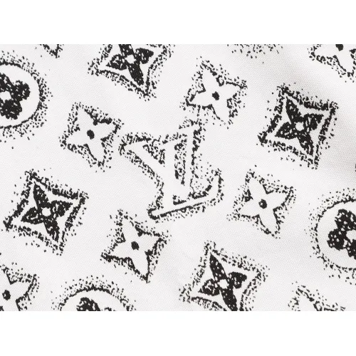 Replica Louis Vuitton LV T-Shirts Short Sleeved For Unisex #1427038 $38.00 USD for Wholesale