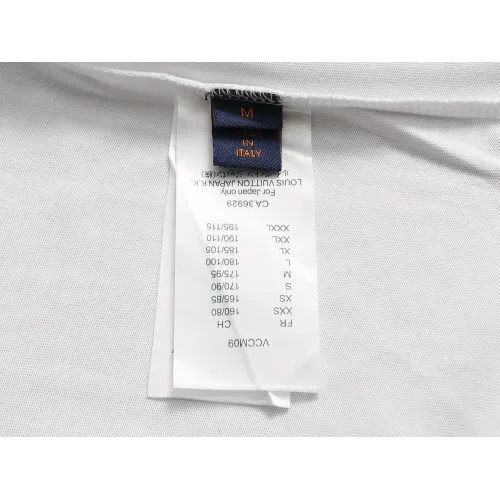 Replica Louis Vuitton LV T-Shirts Short Sleeved For Unisex #1427042 $38.00 USD for Wholesale