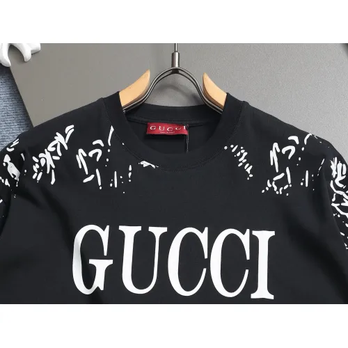 Replica Gucci T-Shirts Short Sleeved For Unisex #1427047 $38.00 USD for Wholesale