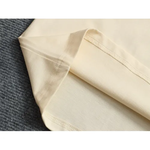 Replica Gucci T-Shirts Short Sleeved For Unisex #1427048 $38.00 USD for Wholesale