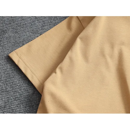 Replica LOEWE T-Shirts Short Sleeved For Unisex #1427073 $38.00 USD for Wholesale