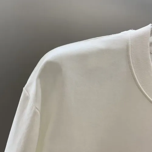 Replica Louis Vuitton LV T-Shirts Long Sleeved For Unisex #1427174 $34.00 USD for Wholesale