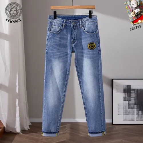 Replica Versace Jeans For Men #1427510 $48.00 USD for Wholesale