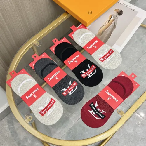 Replica Louis Vuitton LV Socks #1428158 $25.00 USD for Wholesale
