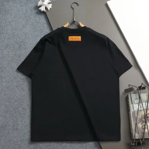 Replica Louis Vuitton LV T-Shirts Short Sleeved For Unisex #1428160 $36.00 USD for Wholesale