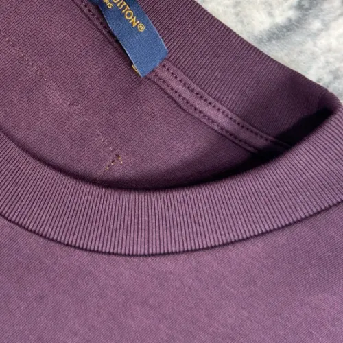 Replica Louis Vuitton LV T-Shirts Short Sleeved For Unisex #1428218 $60.00 USD for Wholesale