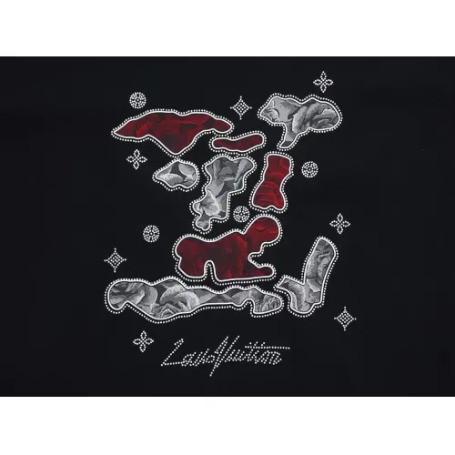 Replica Louis Vuitton LV T-Shirts Short Sleeved For Unisex #1428617 $39.00 USD for Wholesale