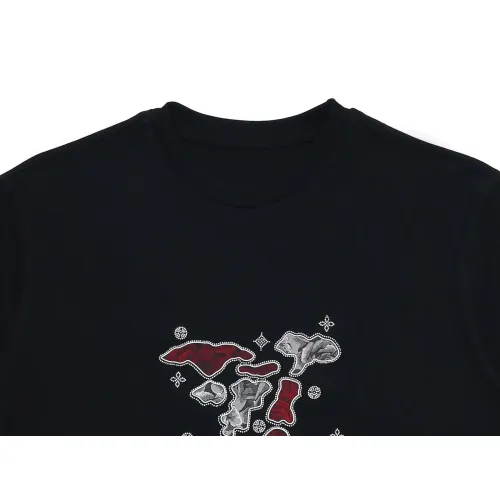 Replica Louis Vuitton LV T-Shirts Short Sleeved For Unisex #1428617 $39.00 USD for Wholesale