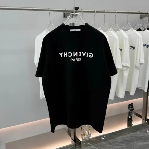 Givenchy T-Shirts Short Sleeved For Unisex #1428835 $40.00 USD, Wholesale Replica Givenchy T-Shirts