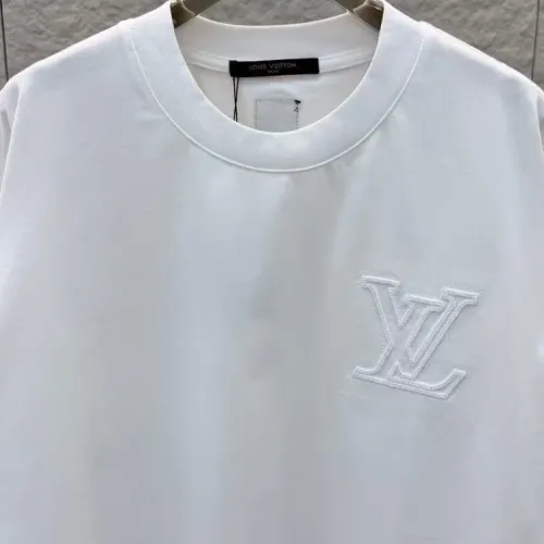 Replica Louis Vuitton LV T-Shirts Short Sleeved For Unisex #1428884 $41.00 USD for Wholesale