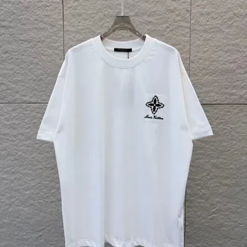 Replica Louis Vuitton LV T-Shirts Short Sleeved For Unisex #1428888 $40.00 USD for Wholesale