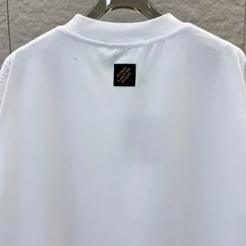 Replica Louis Vuitton LV T-Shirts Short Sleeved For Unisex #1428894 $39.00 USD for Wholesale