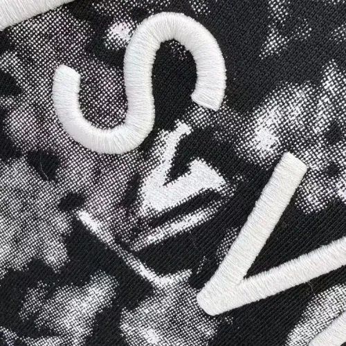 Replica Louis Vuitton LV T-Shirts Short Sleeved For Unisex #1428906 $39.00 USD for Wholesale