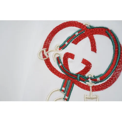 Replica Gucci T-Shirts Short Sleeved For Unisex #1429630 $32.00 USD for Wholesale