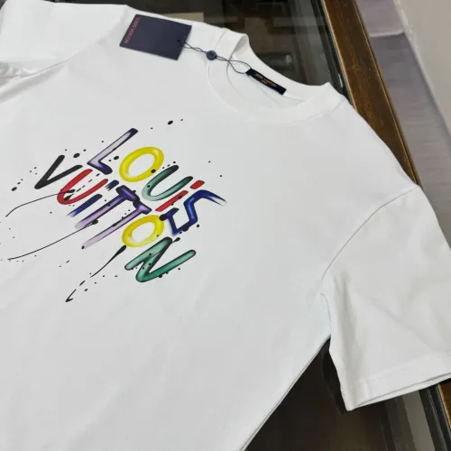 Replica Louis Vuitton LV T-Shirts Short Sleeved For Men #1429757 $45.00 USD for Wholesale