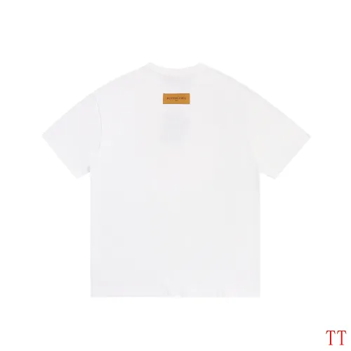 Replica Louis Vuitton LV T-Shirts Short Sleeved For Unisex #1429946 $40.00 USD for Wholesale