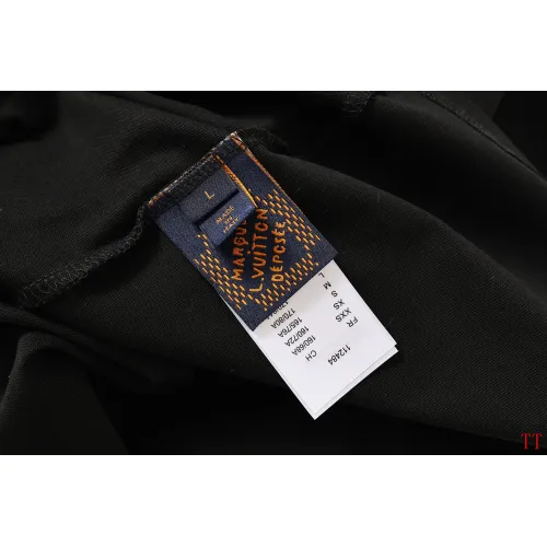 Replica Louis Vuitton LV T-Shirts Short Sleeved For Unisex #1429949 $39.00 USD for Wholesale