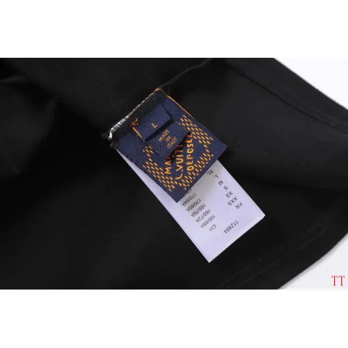 Replica Louis Vuitton LV T-Shirts Short Sleeved For Unisex #1429951 $39.00 USD for Wholesale